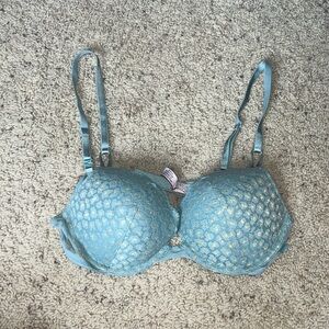 Victoria’s Secret push up bra. Brand new